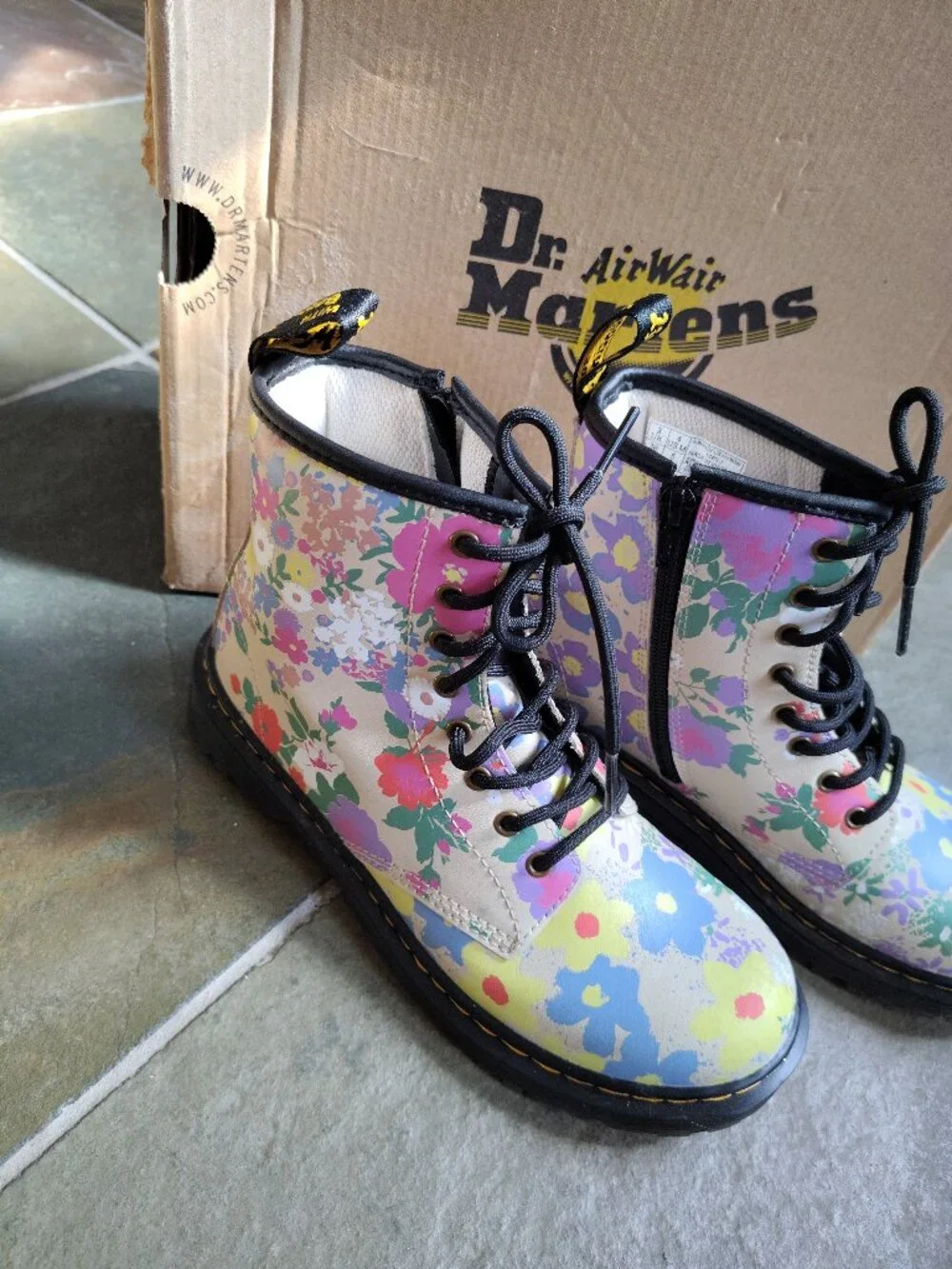 Dr. Martens Floral Boots 36 EUR